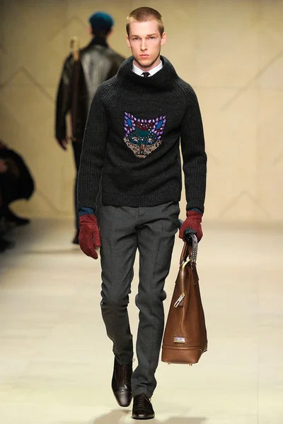 Look 26